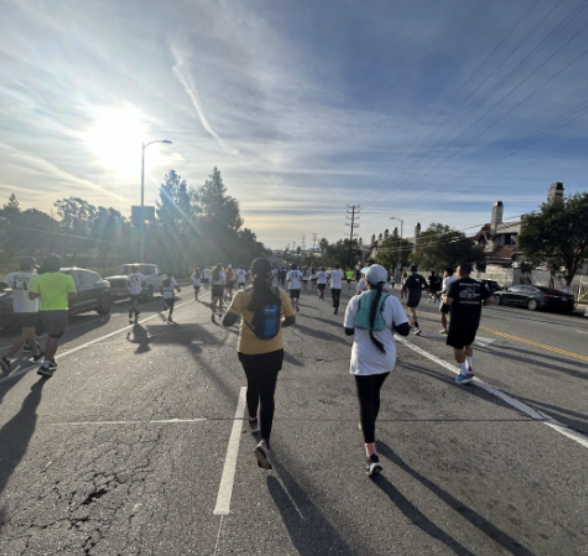 A photo of some people who participated in the 30k run in Hansen Dam
