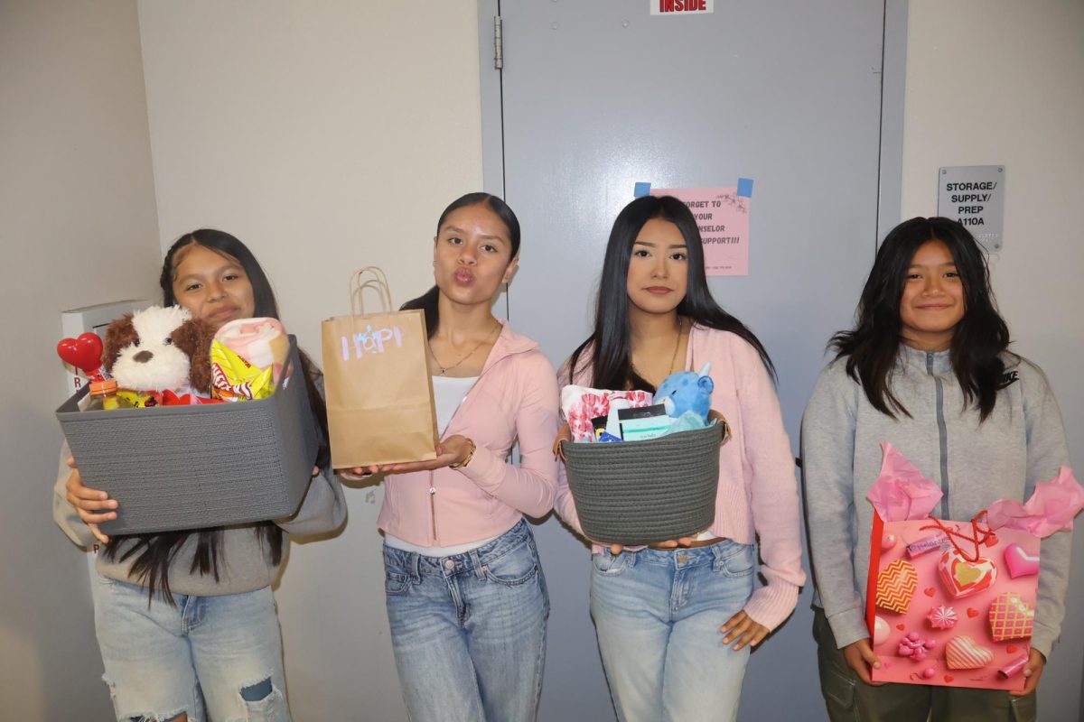 4 girls getting stuff for Valentine day.